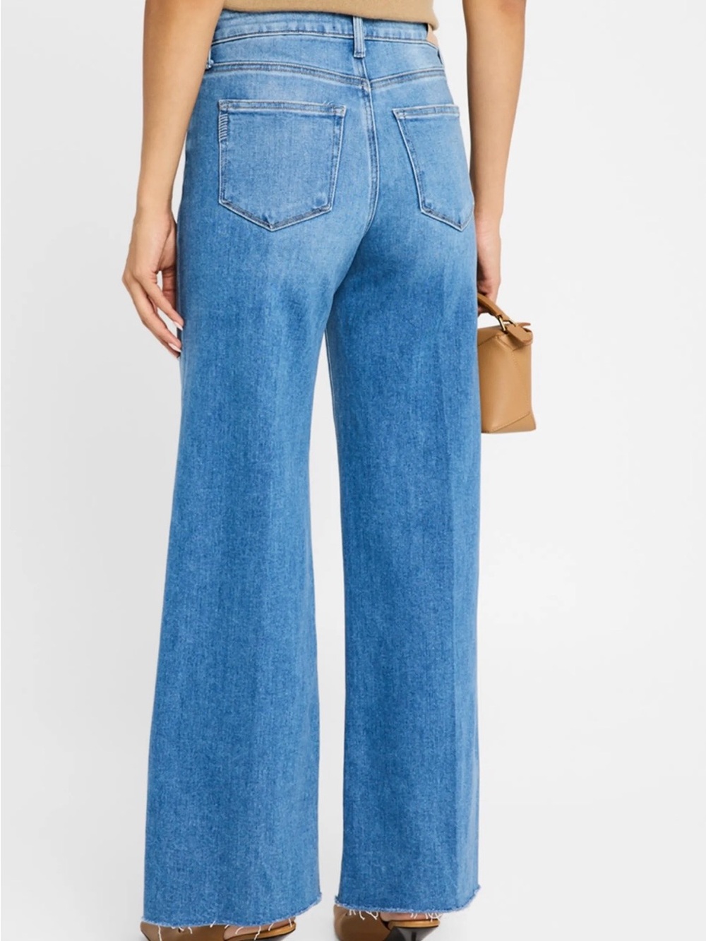 Paige Anessa Raw hem high -Rise Wide Leg Women’s Jeans - Light Blue. Mesmorize - Picture 3 of 8